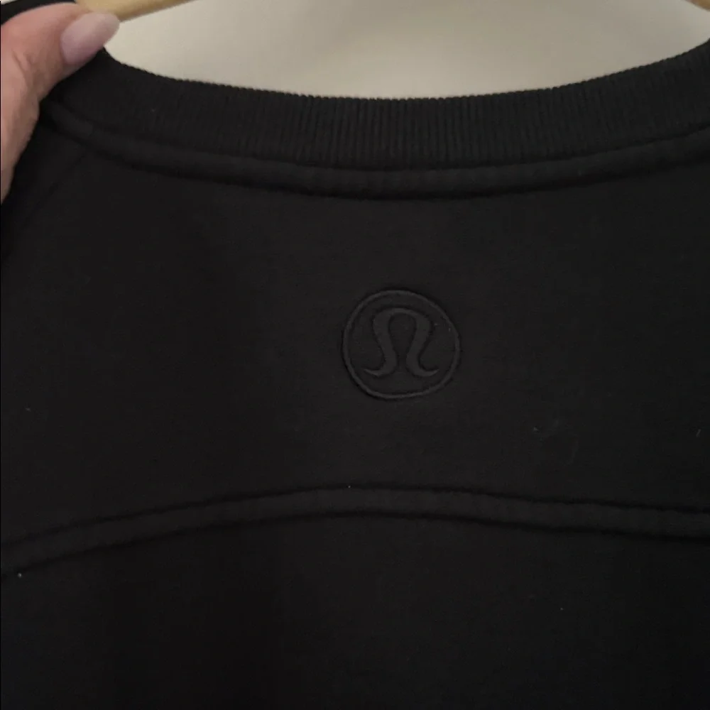 lululemon athletica Black Sweatshirt with spell out - Picture 4 of 4